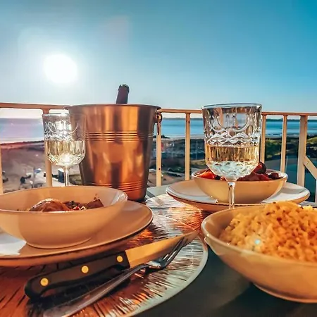 Studio Avec Terrasse, Vue Imprenable Sur L'ocean Apartment *